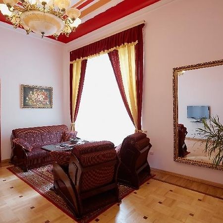 Apartments On Doroshenka 19 Lviv Luaran gambar